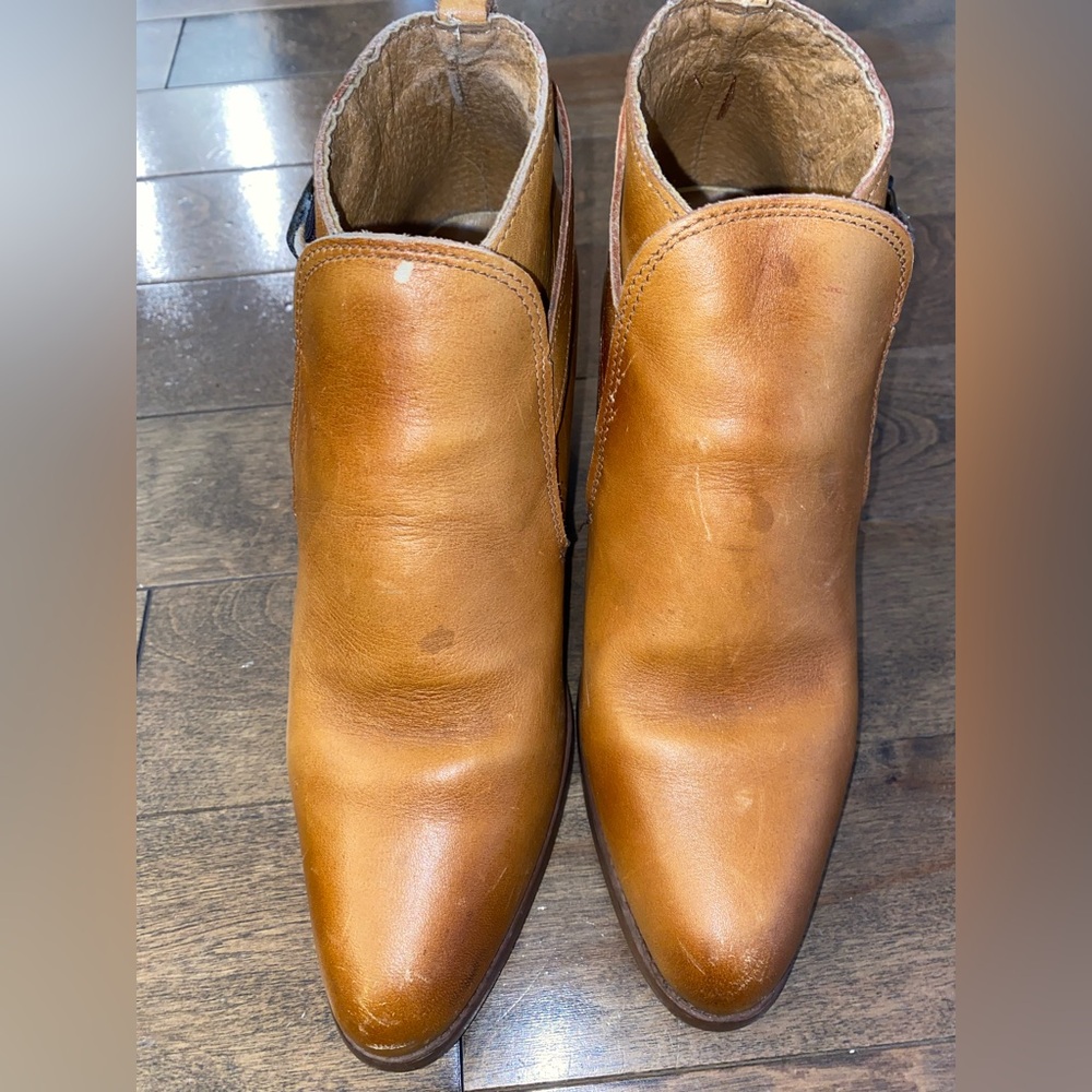 Cougar Tan Ankle Booties